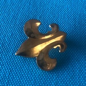 1980's Fleur de Lis Brooch
